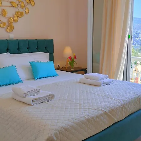 Blue Lagoon Luxury G2 * 아르고스톨리온