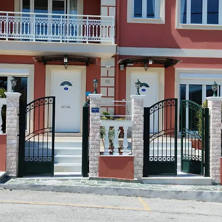 Blue Lagoon Luxury G2 *